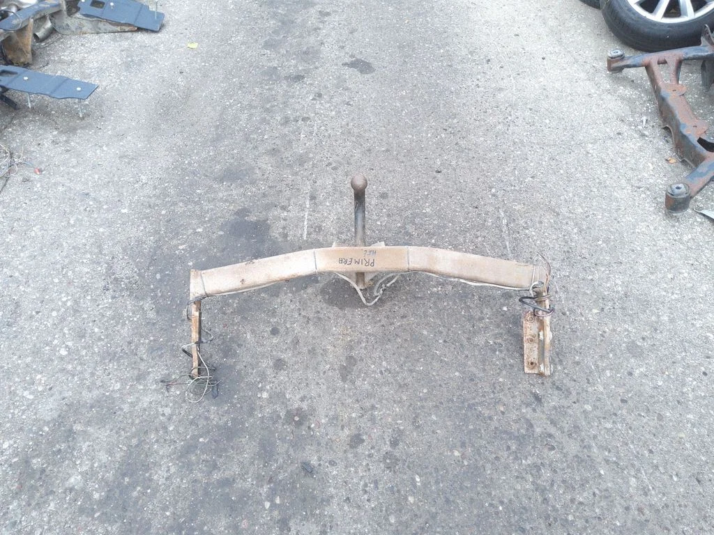 Haakekonksu komplekt – Nissan Primera (2002-2007)