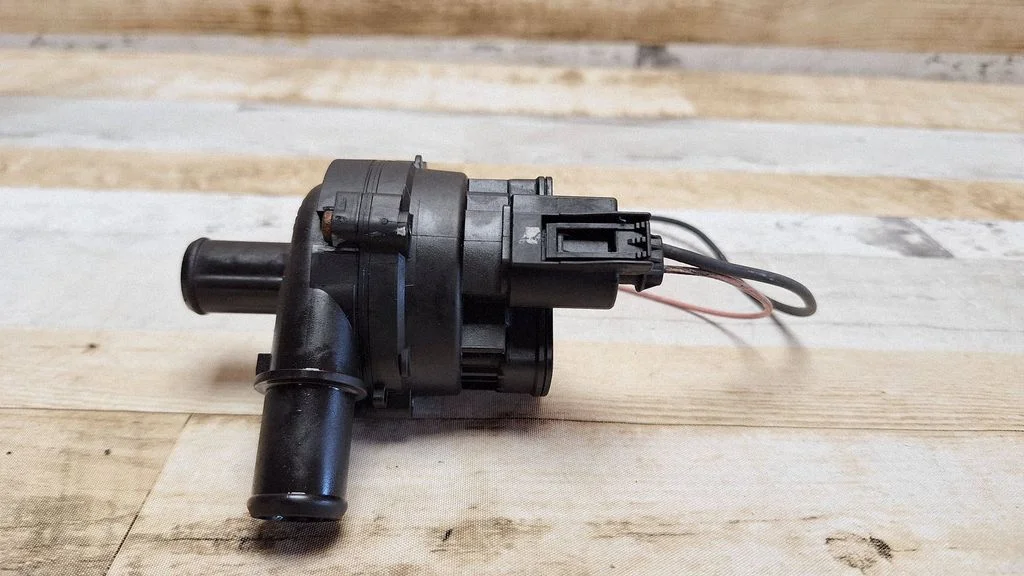 Electric auxiliary coolant/water pump 110530