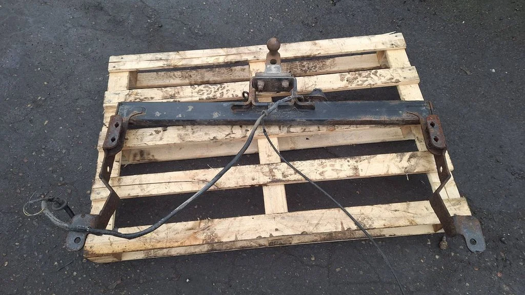 Haakekonksu komplekt – Opel Vivaro (2001-2014)