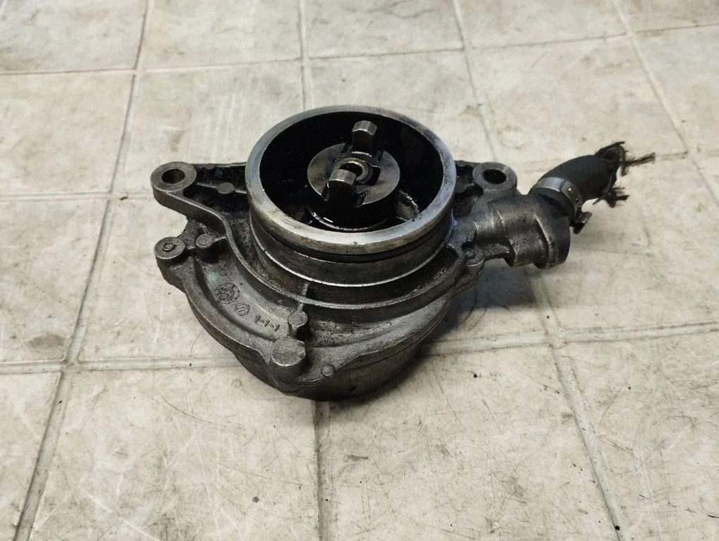 Vaakumpump 72817601B