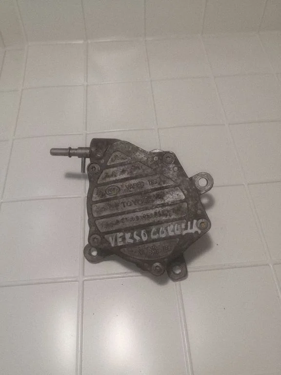 Vacuum pump 27090584