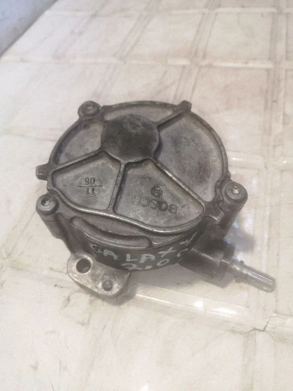 Vacuum pump D1651B