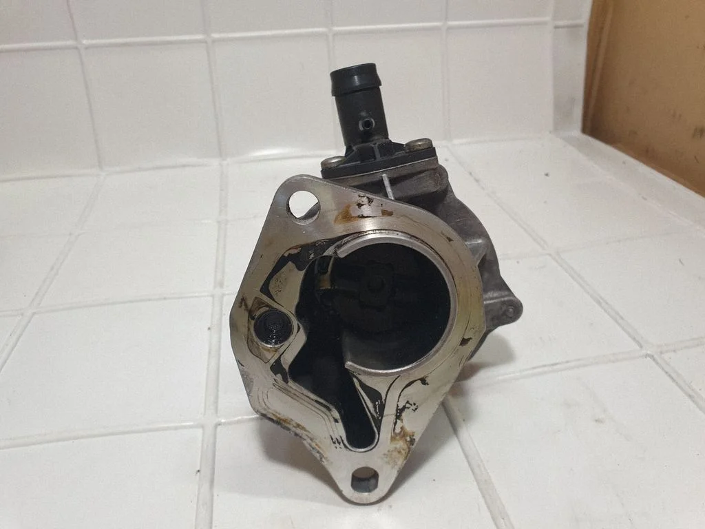 Vacuum pump – Renault Laguna II (2001-2007)