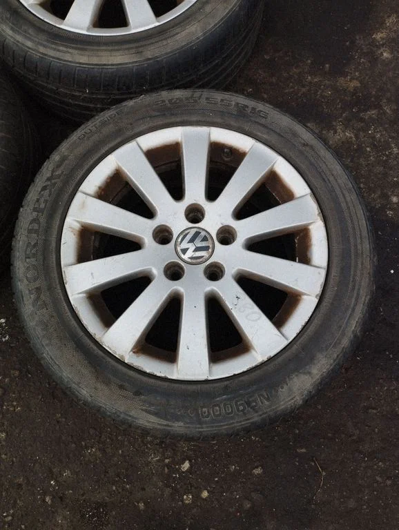 R16 alloy rim – Volkswagen Touran I (2003-2010)