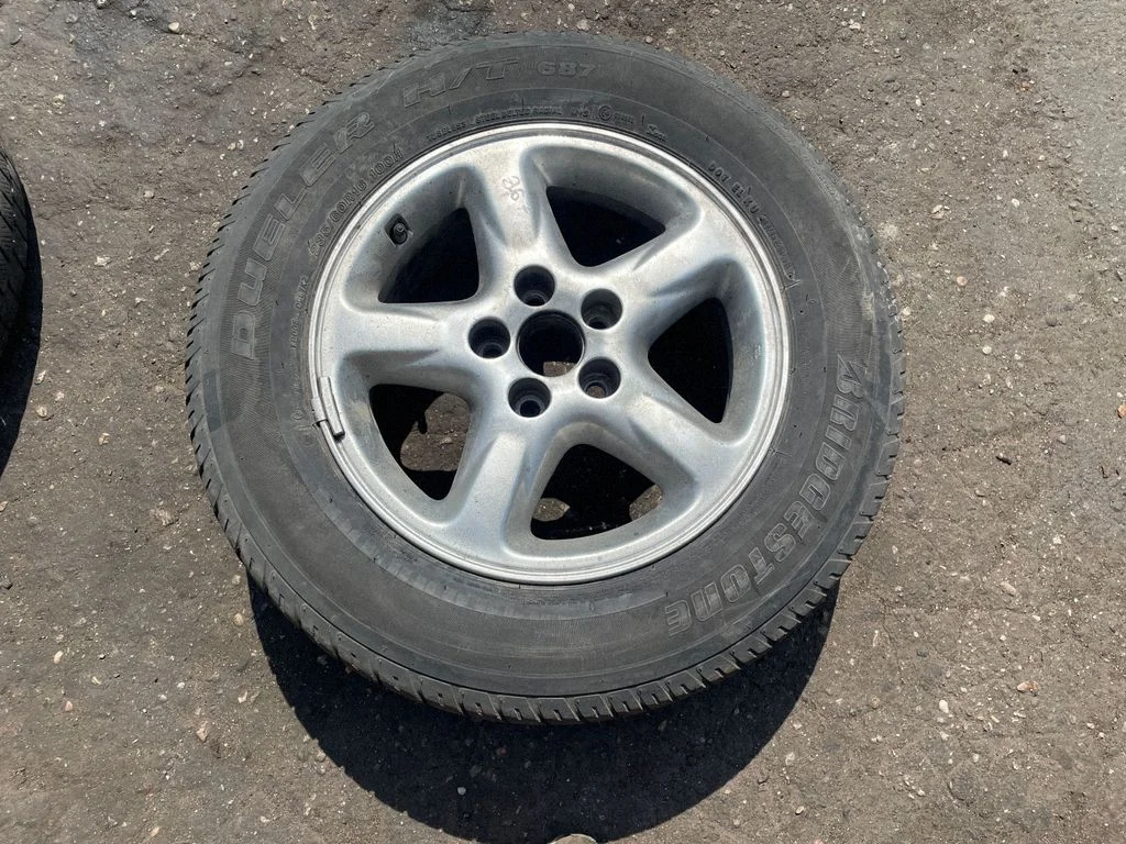 R16 alloy rim – Toyota RAV 4 (XA20) (2000-2005)