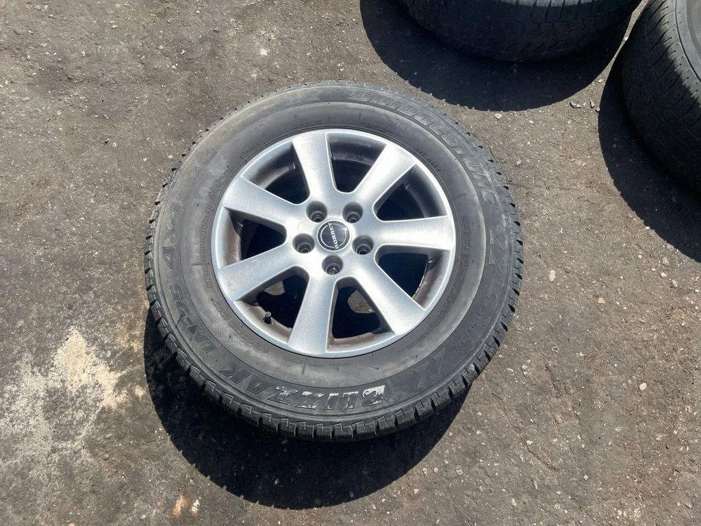 R16 alloy rim – Toyota RAV 4 (XA20) (2000-2005)