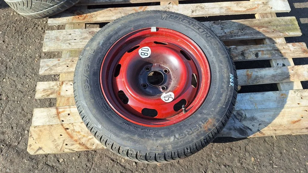 R15 varuratas