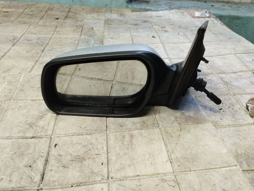 Manual wing mirror 012220