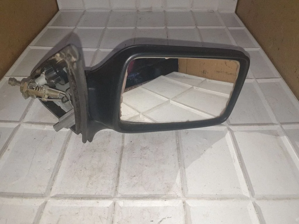 Mehaaniline välispeegel 415312302