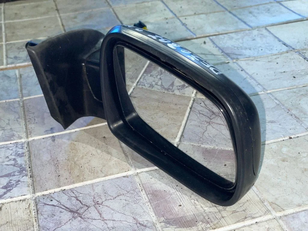 Mehaaniline välispeegel – Peugeot 307 (2001-2005)