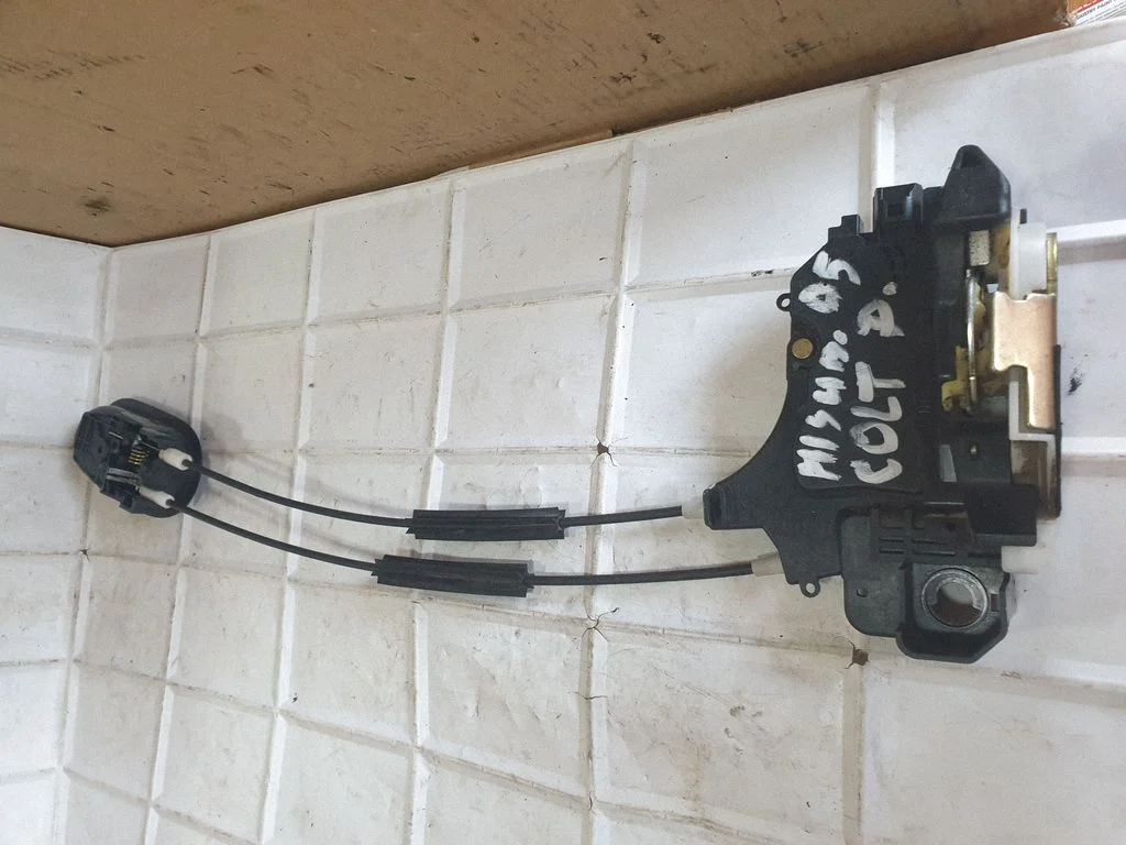 Front door lock – Mitsubishi Colt CZ3 (2006-2009)