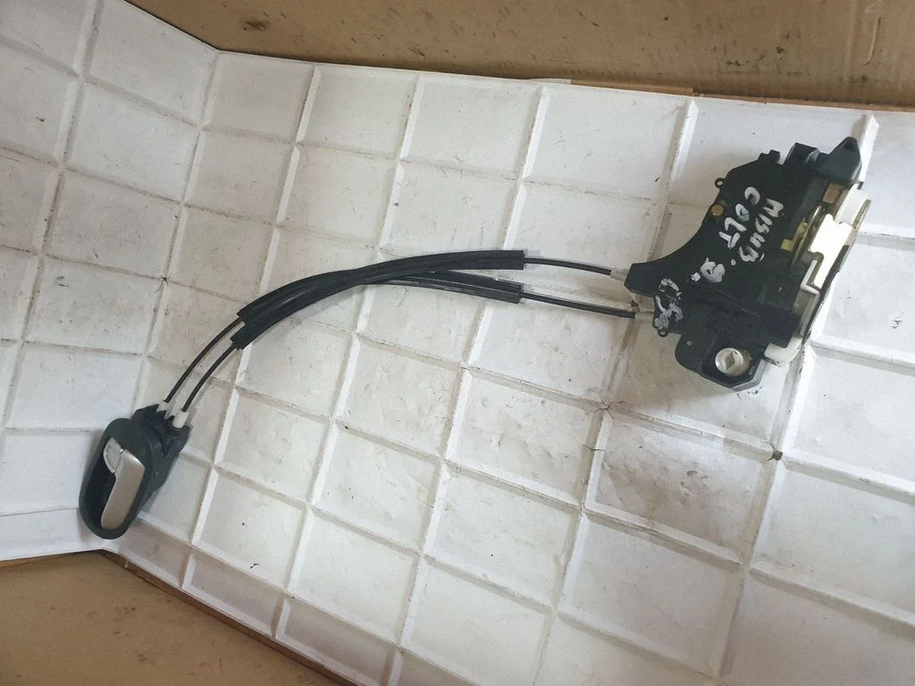 Front door lock – Mitsubishi Colt CZ3 (2006-2009)