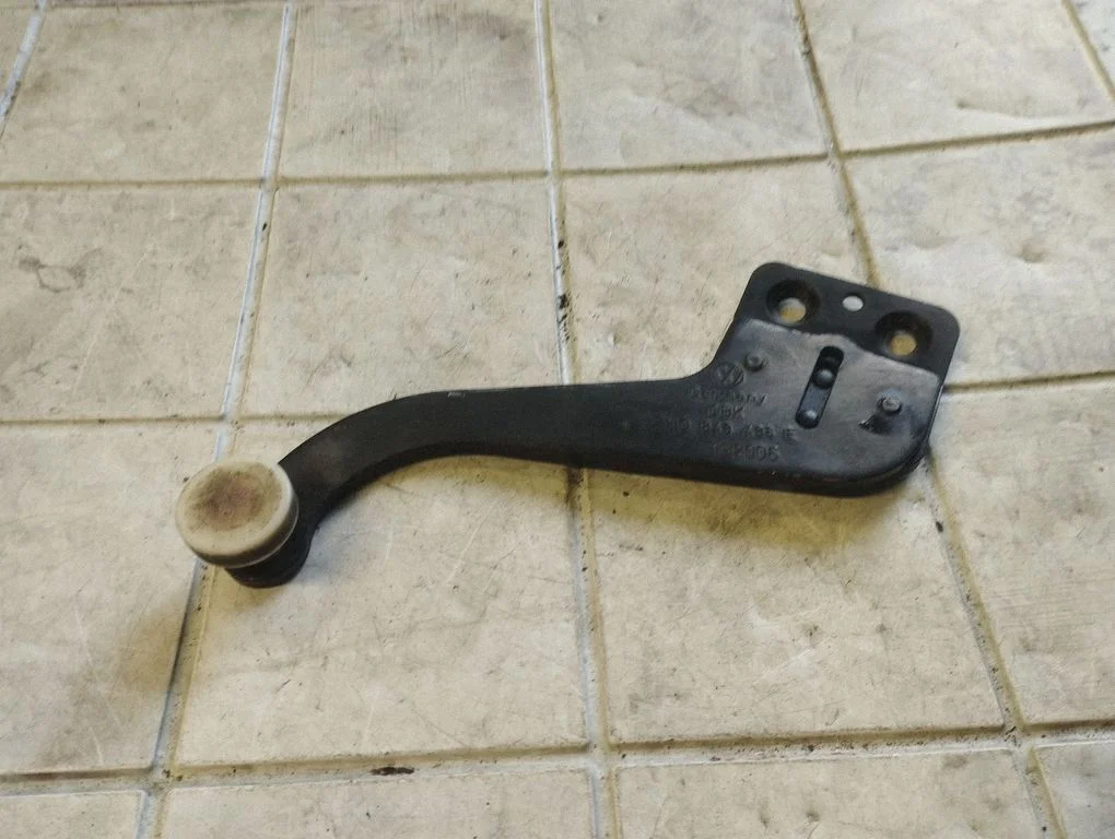 Sliding door upper roller guide/hinge – Volkswagen Transporter - Caravelle T5 (2003-2015)