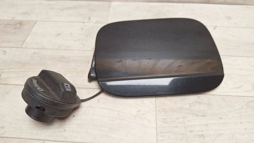 Fuel tank cap 4E0010376R