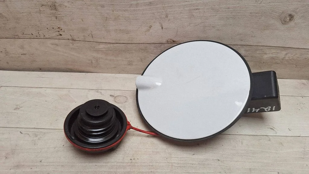 Fuel tank cap 13242347AB