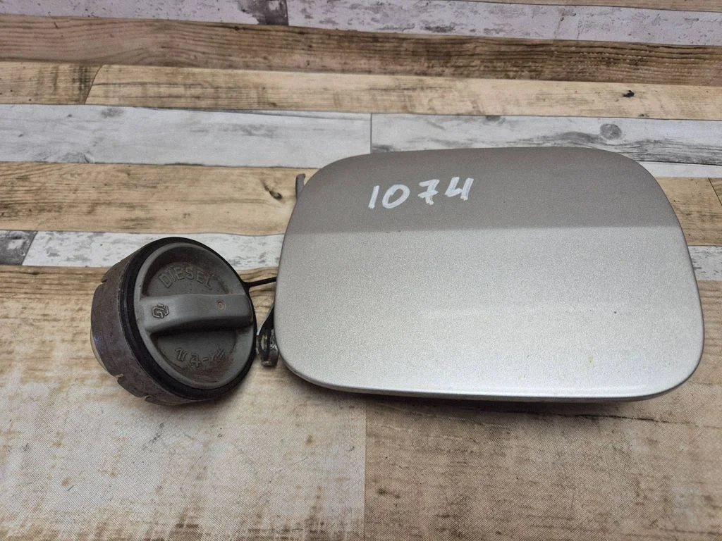 Fuel tank cap – Toyota Avensis T250 (2003-2006)