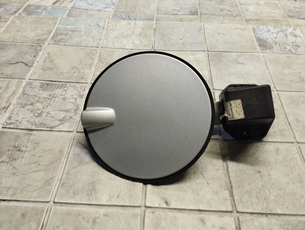 Degvielas tvertnes vāciņš – Opel Astra H (2004-2012)