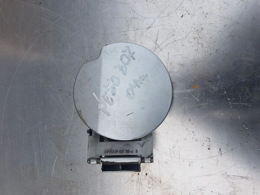 Fuel tank cap – Peugeot 307 (2001-2005)