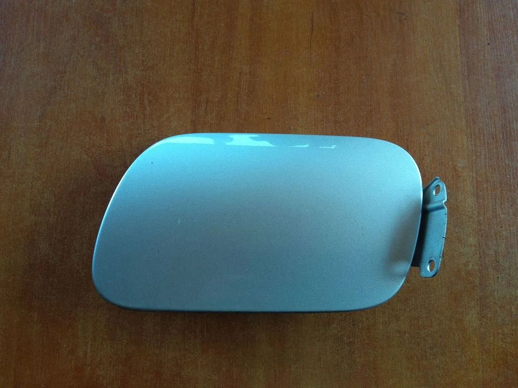 Fuel tank cap – Volkswagen Touareg I (2002-2010)
