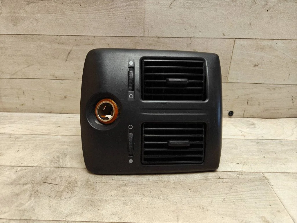 Dash center air vent grill 1821941303