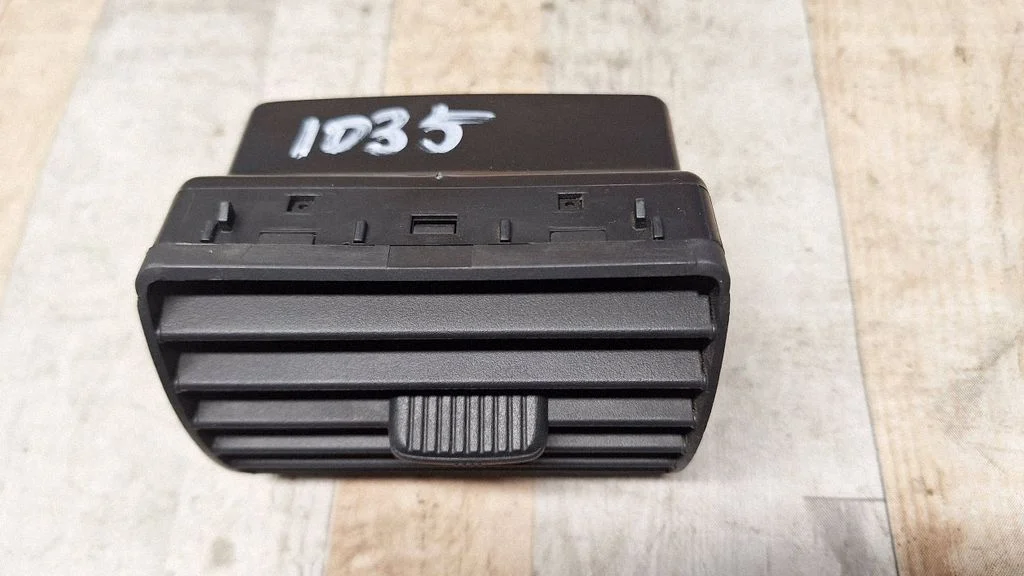 Centrālās gaisa restītes 5Z0819728