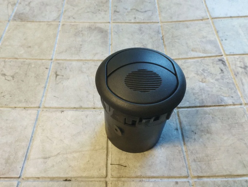 Dash center air vent grill 225363