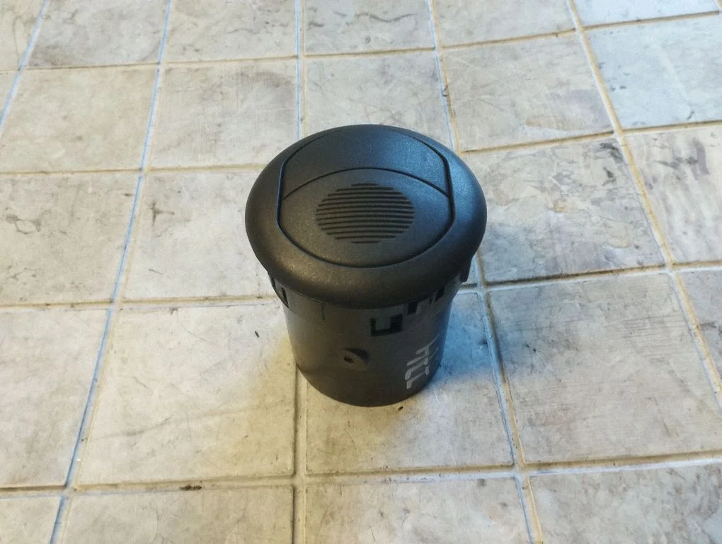 Dash center air vent grill 225363