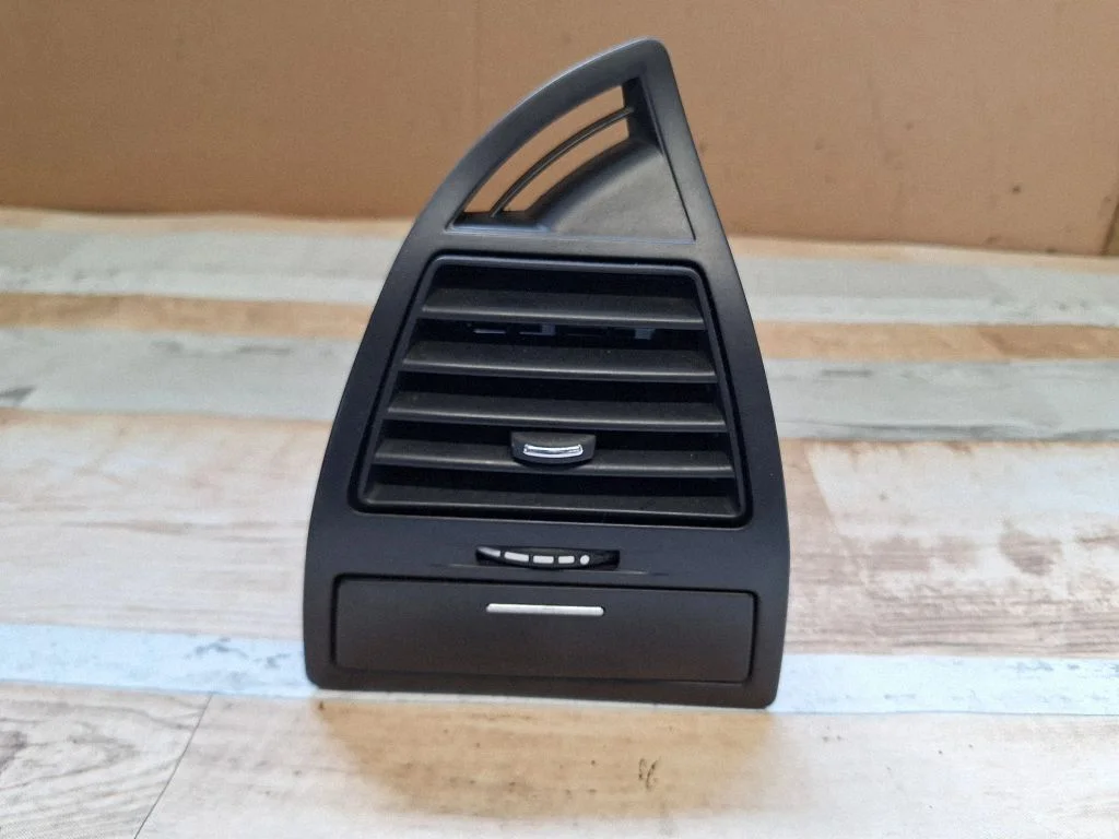Armatuurlaua keskmine õhutusrest – Citroen C4 I (2004-2010)