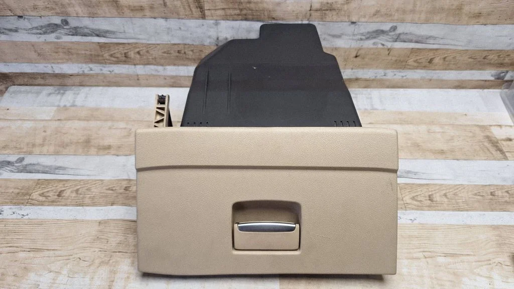 Glove box 7S71A06010