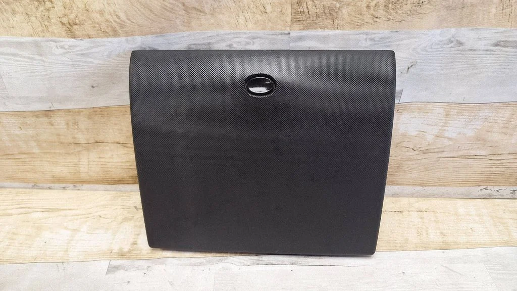 Glove box 7M5857919D