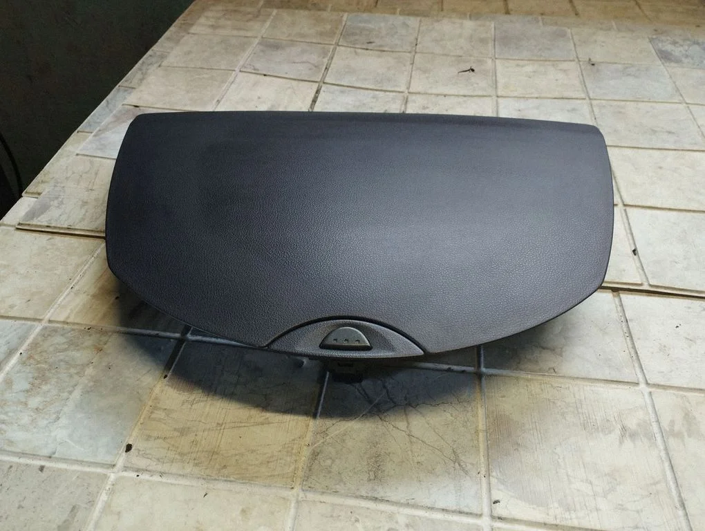Glove box MN134023ZZ