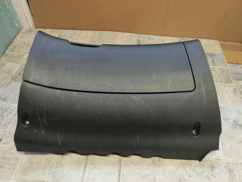 Glove box 1Z1857103