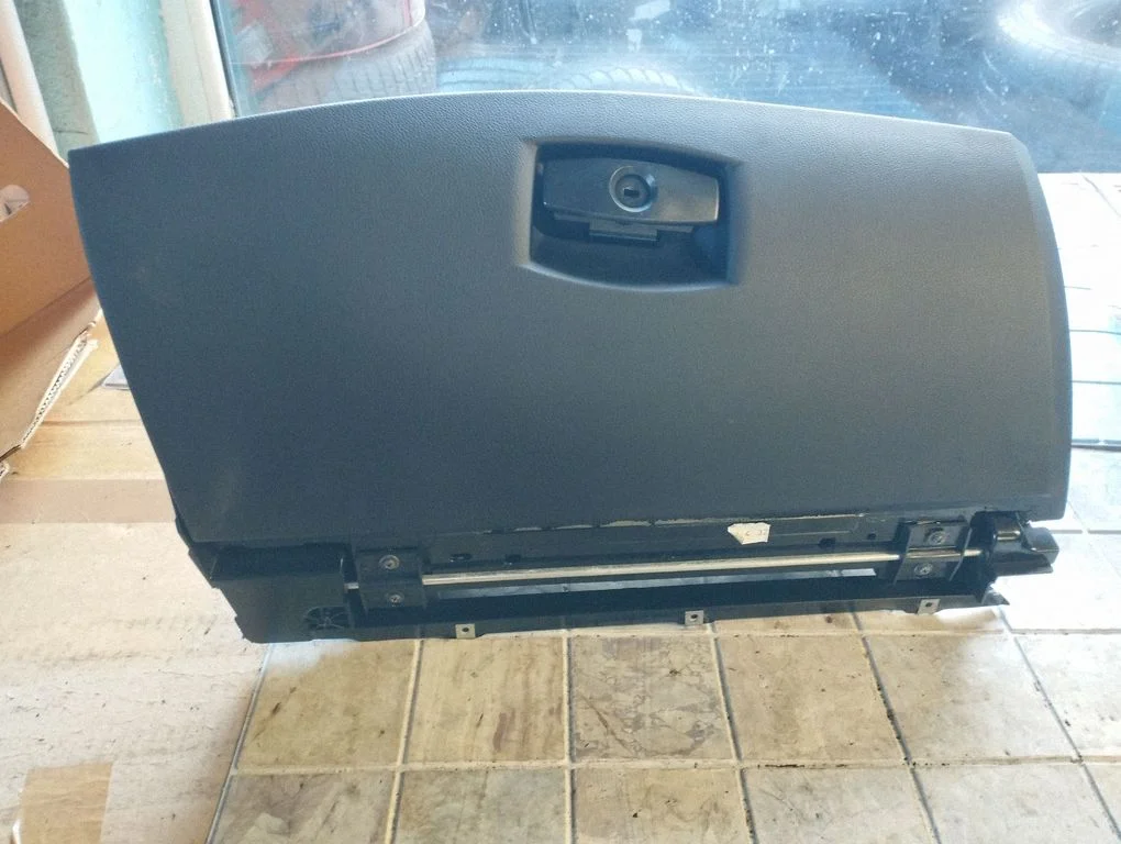 Glove box 51167034080