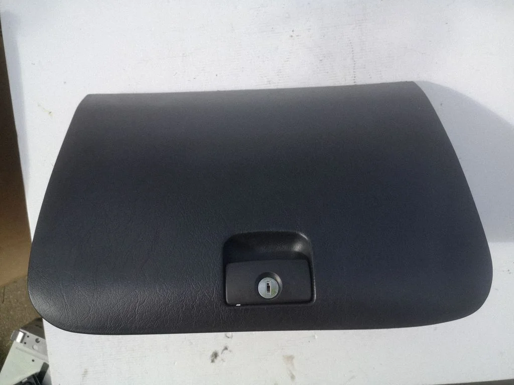 Glove box 845112E000