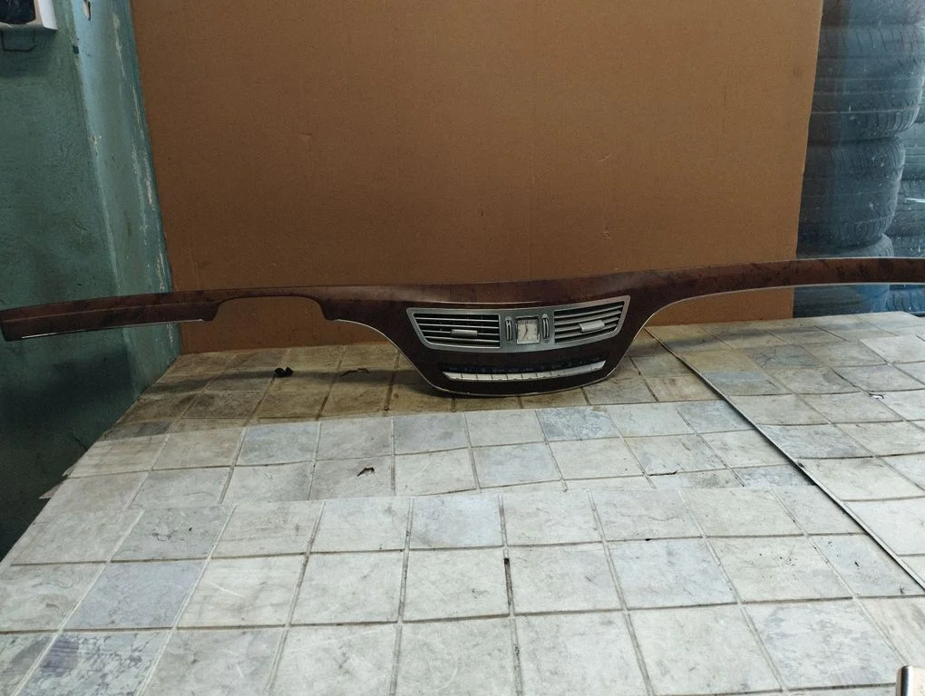 Dashboard glove box trim A2216801271