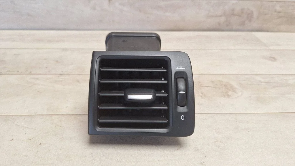 Dashboard side air vent grill/cover trim 506001