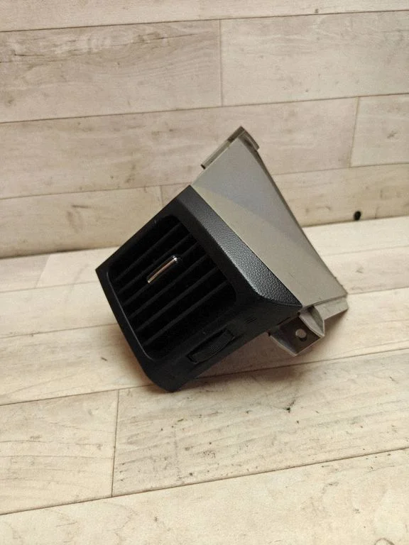 Dashboard side air vent grill/cover trim GN71104820A