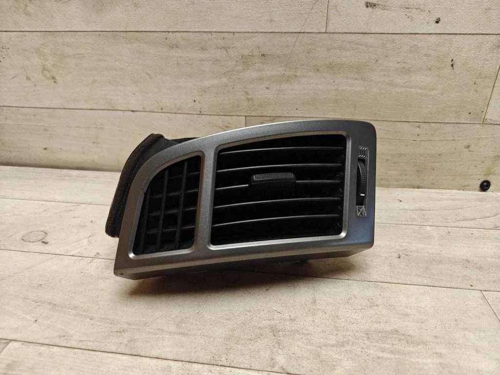 Dashboard side air vent grill/cover trim 974601J000