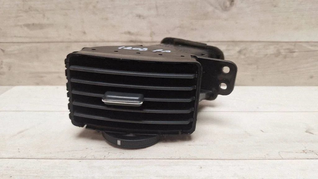 Dashboard side air vent grill/cover trim 5566064010