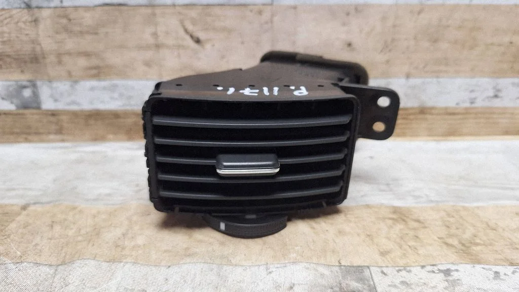 Dashboard side air vent grill/cover trim 5566064010