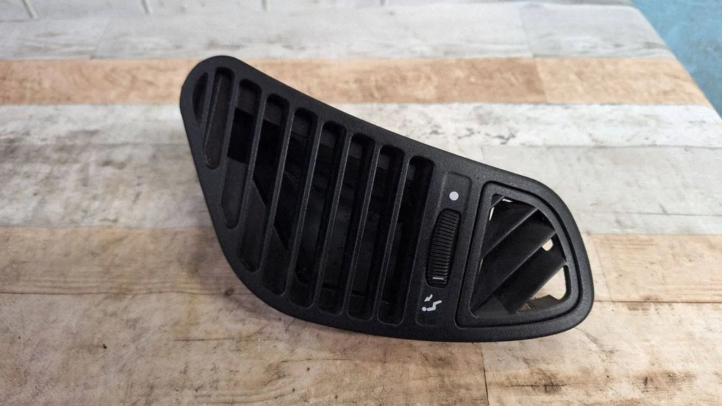 Dashboard side air vent grill/cover trim 224796