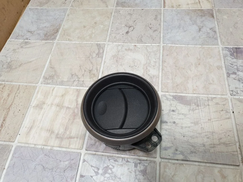 Boczne kratki nawiewu 5565042030