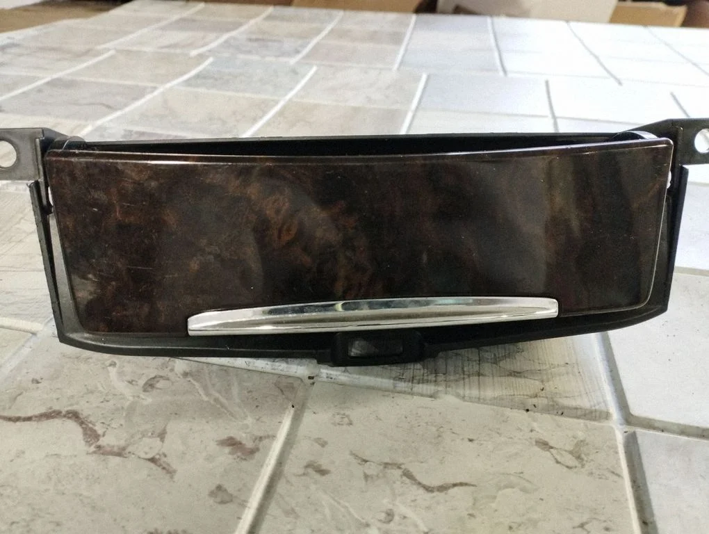 Ashtray (front) – Ford Mondeo MK IV (2007-2014)