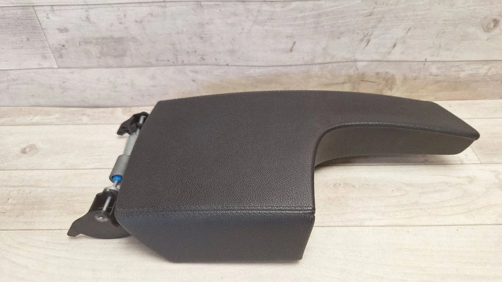 Armrest – Opel Insignia A (2008-2017)
