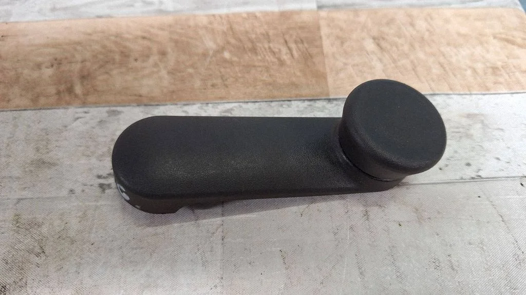 Rear door window winding handle 90459502
