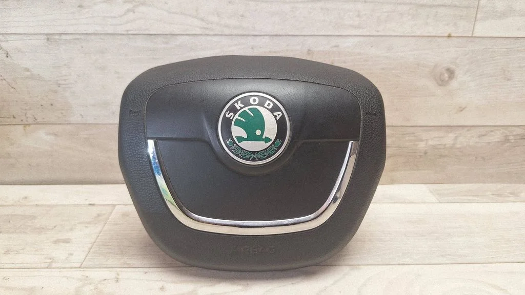 Steering wheel airbag – Skoda Octavia Mk2 (1Z) (2004-2013)