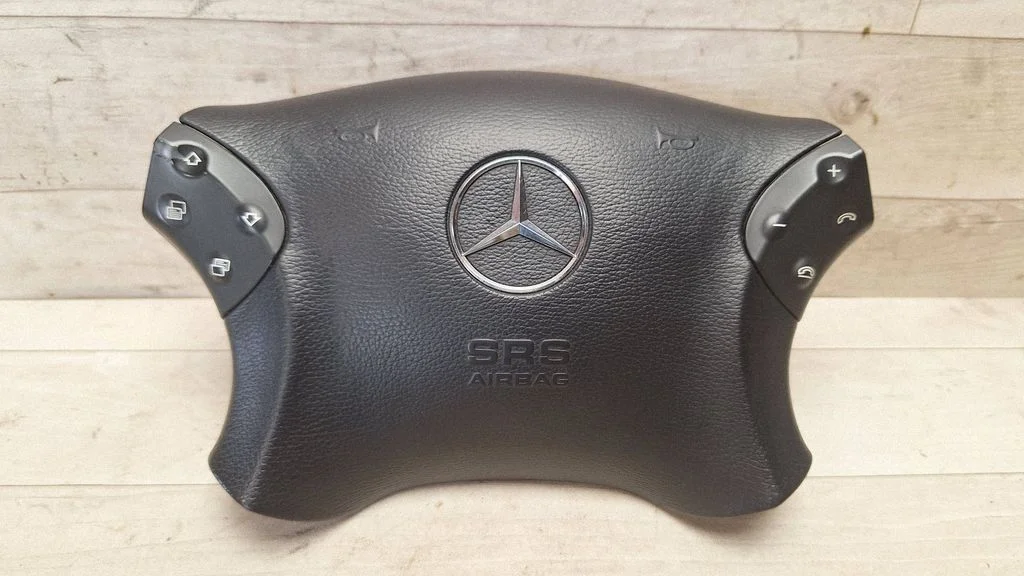 Steering wheel airbag