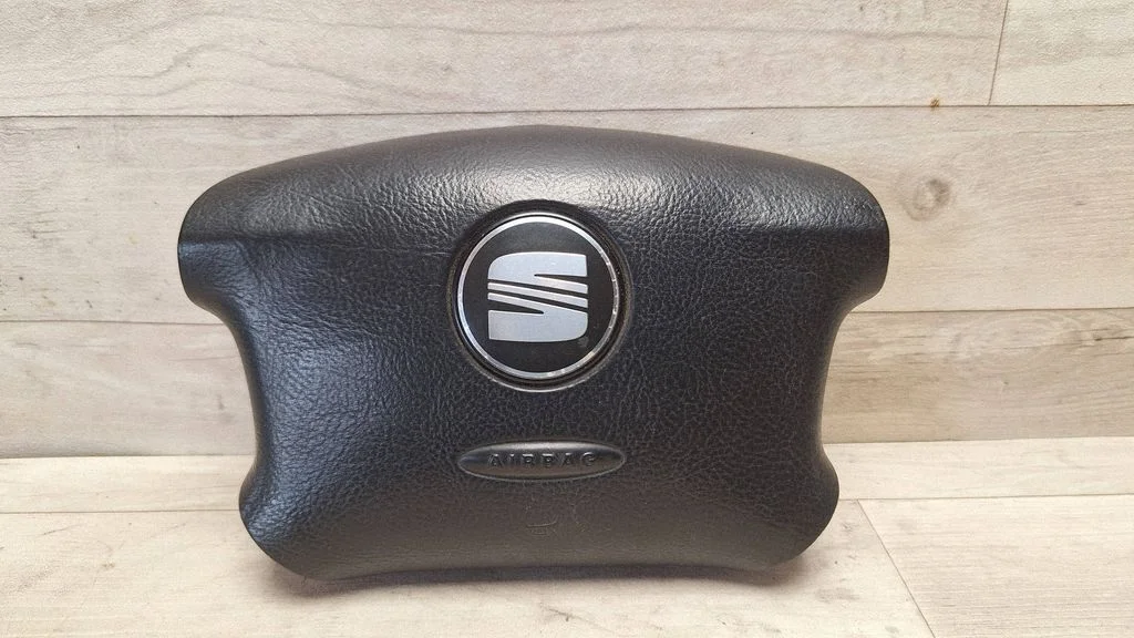 Steering wheel airbag – Seat Alhambra (Mk1) (1996-2010)