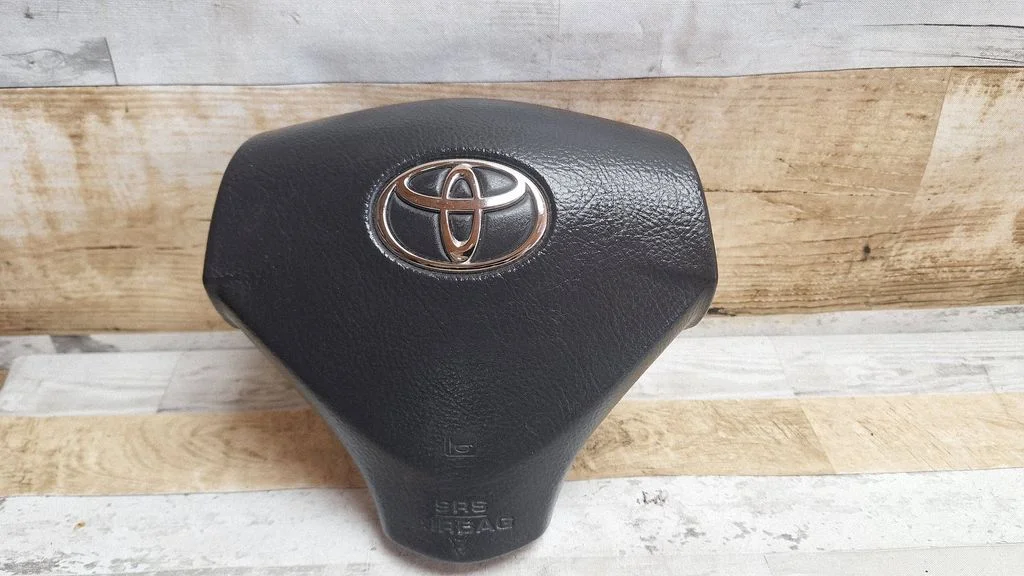 Steering wheel airbag – Toyota Corolla Verso AR10 (2004-2009)