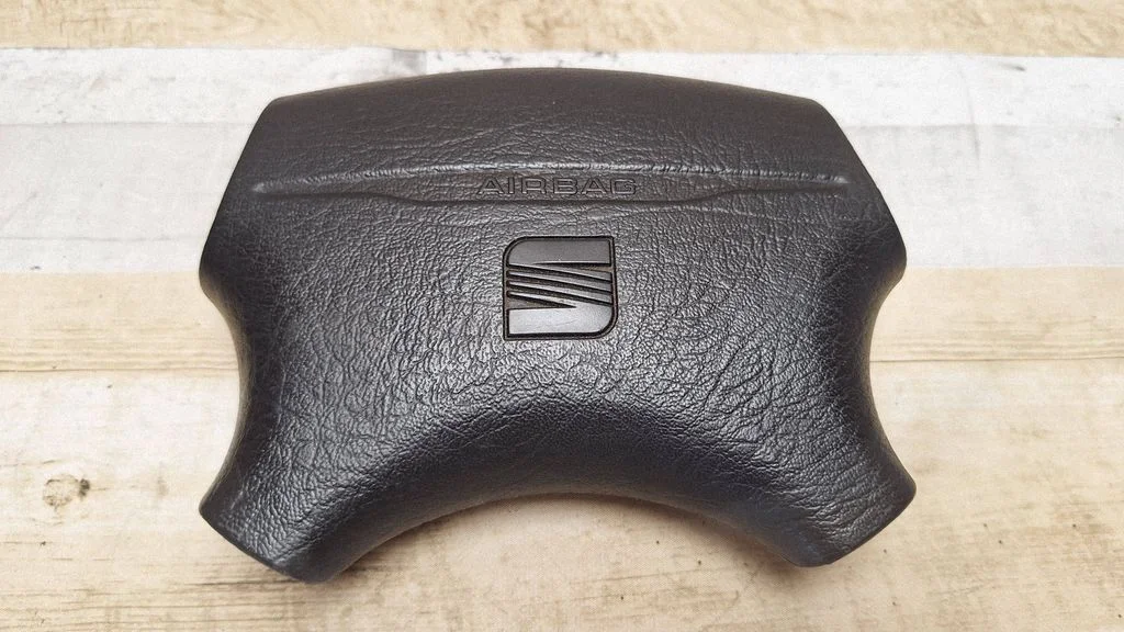 Steering wheel airbag – Seat Alhambra (Mk1) (1996-2010)